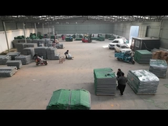 Việc lắp ráp và lưu trữ hàng rào phòng thủ