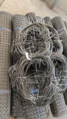 2024 mới được sử dụng trong chiến tranh hiện đại Đường cản chống xe tăng Wire Mesh Tank Track Wrapping Wire Mesh Tank Obstacle
