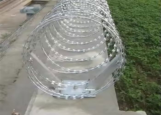 Dây thép gai có hàng rào an ninh hiện đại với các tùy chọn có thể tùy chỉnh