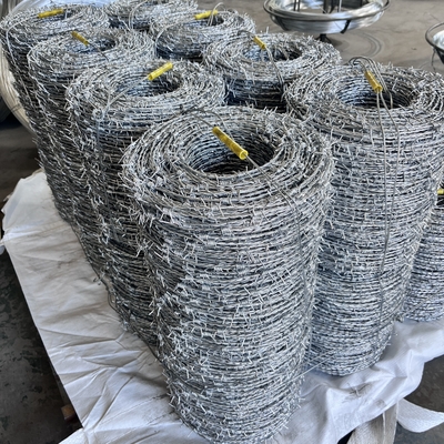 trường bao vây đặc biệt dây thép gai lưới dây thép gai giá mỗi cuộn giá rẻ dây thép gai cuộn dây thép gai galvanized cho hàng rào Per Set