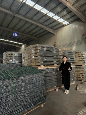 Bề mặt đắm nóng galvanized 200g / m2 Bastion Barrier Bức tường phòng thủ Barrier để bảo vệ