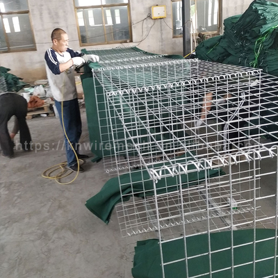 Các rào cản phòng thủ pháo đài / rào cản bảo vệ sông với Geotextile cát xanh ở Burkina Faso