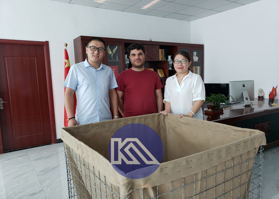 Kháng ăn mòn Chất liệu galvanized Gabion Hesco hàng rào hàng rào phòng thủ cho tường hỗ trợ khẩn cấp