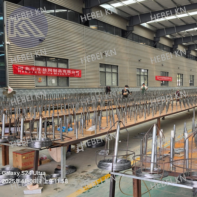 Lưới dây thép chống xe tăng 10 X 10 X 1.4 M MZP Putanka cho Ukraine