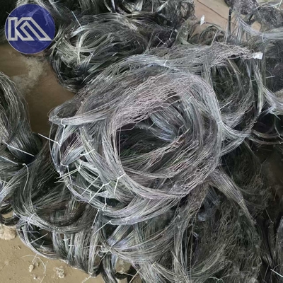 Ukraine 10 * 10 * 1.1-1.4m lưới dây không thể nhìn thấy với 0.5 -0.9mm dây thép cho dây nhìn thấy thấp Putanka MZP Anti Tank Barrier hàng rào