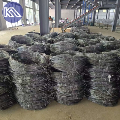 Thép sợi thấp có thể nhìn thấy hàng rào lưới For MZP Putanka Mesh Barrier Anti Tank Wire Mesh