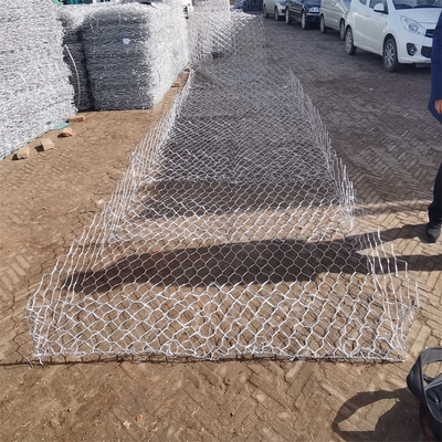 Lồng thép mạ kẽm kích thước 2,5mm 6 * 2 * 0,3m cho đá xoắn kép