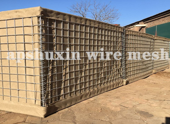 Sắt thép carbon thấp hàn tấm lưới dây bảo vệ hàng rào pháo đài tường
