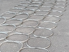 Phòng vệ che kín hàng rào xe tăng dấu vết vết mạng lưới an ninh ranh giới lưới Putanka Nga