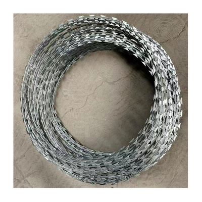Nhà máy CBT-65 Razor Coil Wire Hot Galvanized Giá thấp PVC phủ hàng rào cuộn