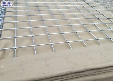 Hàng rào lưới phòng thủ hàn lưới 25 năm Tuổi thọ Dây thép carbon thấp