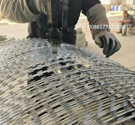 Nhà máy cung cấp trực tiếp dây thép gai lưỡi dao cho biên giới nhà tù, trang trại