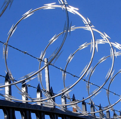 Hearvy Galvanized Concertina Razor Wire Cross Type An ninh dây thép gai hàng rào Topper