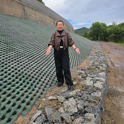 Heavy Duty Gabion Box được thiết kế để ổn định đất, cấu trúc giữ lại, kiểm soát lũ lụt và các dự án kỹ thuật dân dụng