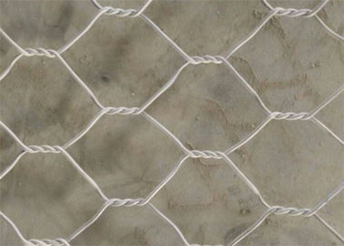 Dự án đấu thầu hình lục giác Gabion lưới dệt hình lục giác cho đóng cửa hồ chứa