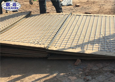 Hàng rào phòng thủ vải địa kỹ thuật 300gsm Tường cát quân sự trong thời gian dài
